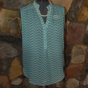 Sleeveless Chevron top large turquoise and cream